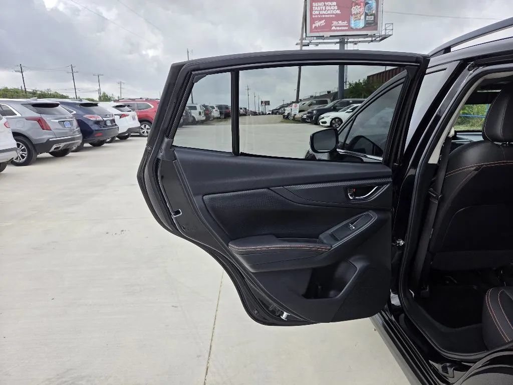Used 2018 Subaru Crosstrek 2.0i Limited AWD/4WD image 15