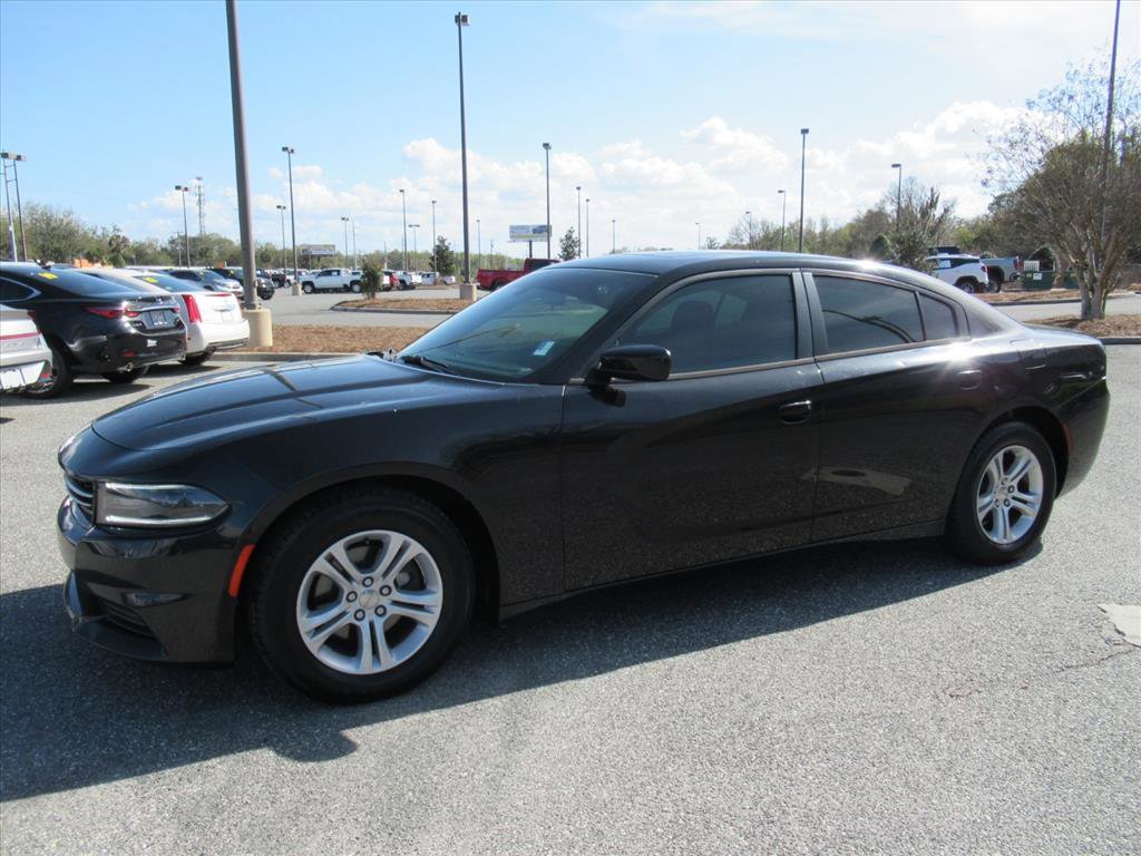 Used 2015 Dodge Charger SE w/ Power Sunroof Group image 4