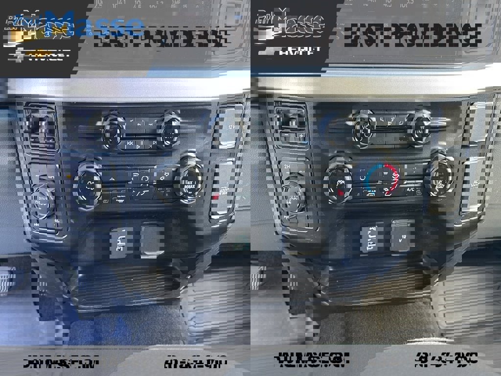 Used 2024 Ford F350 XLT w/ XLT Premium Package image 15