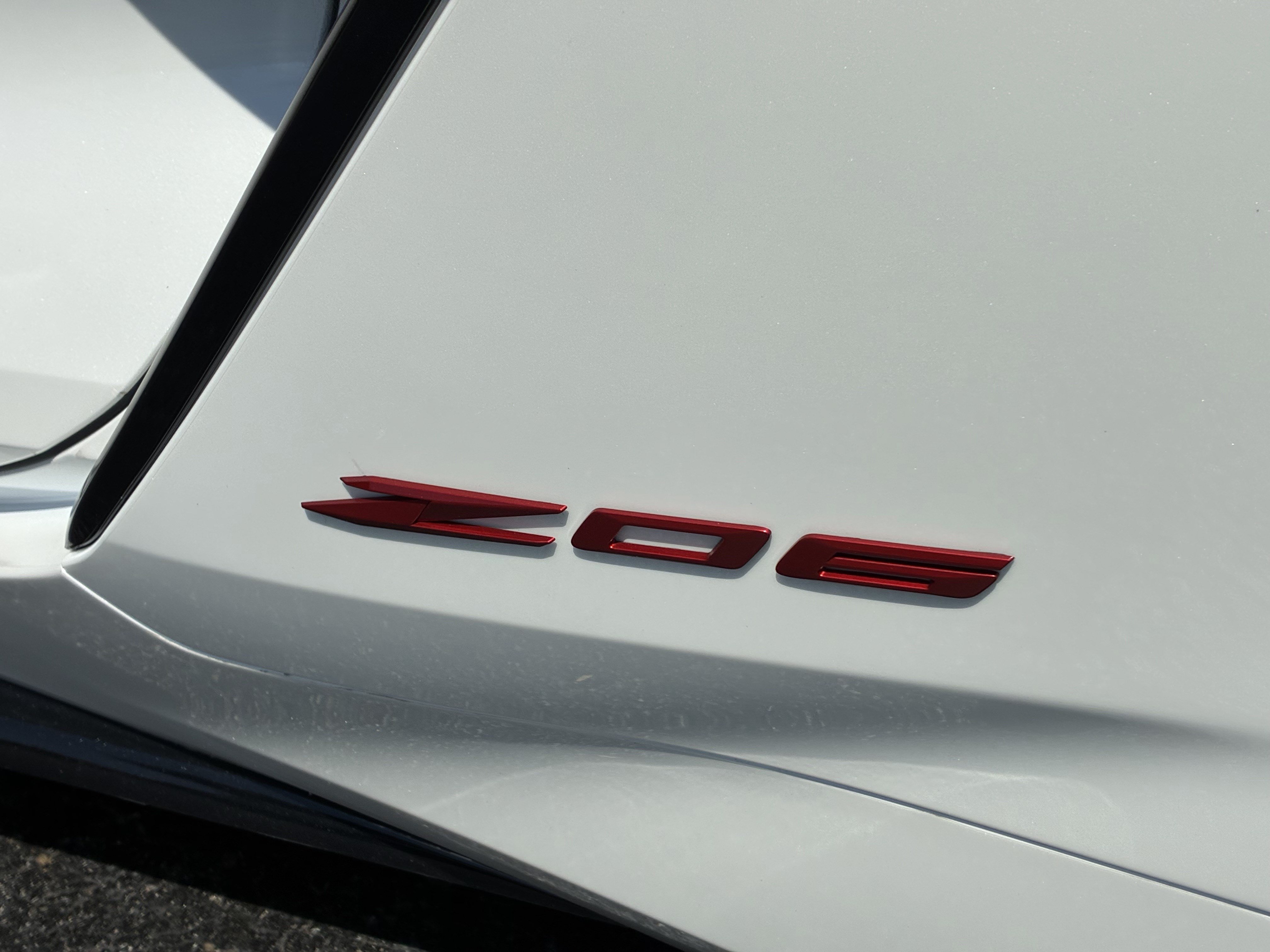 Used 2023 Chevrolet Corvette Z06 w/ Z07 Performance Package RWD image 9