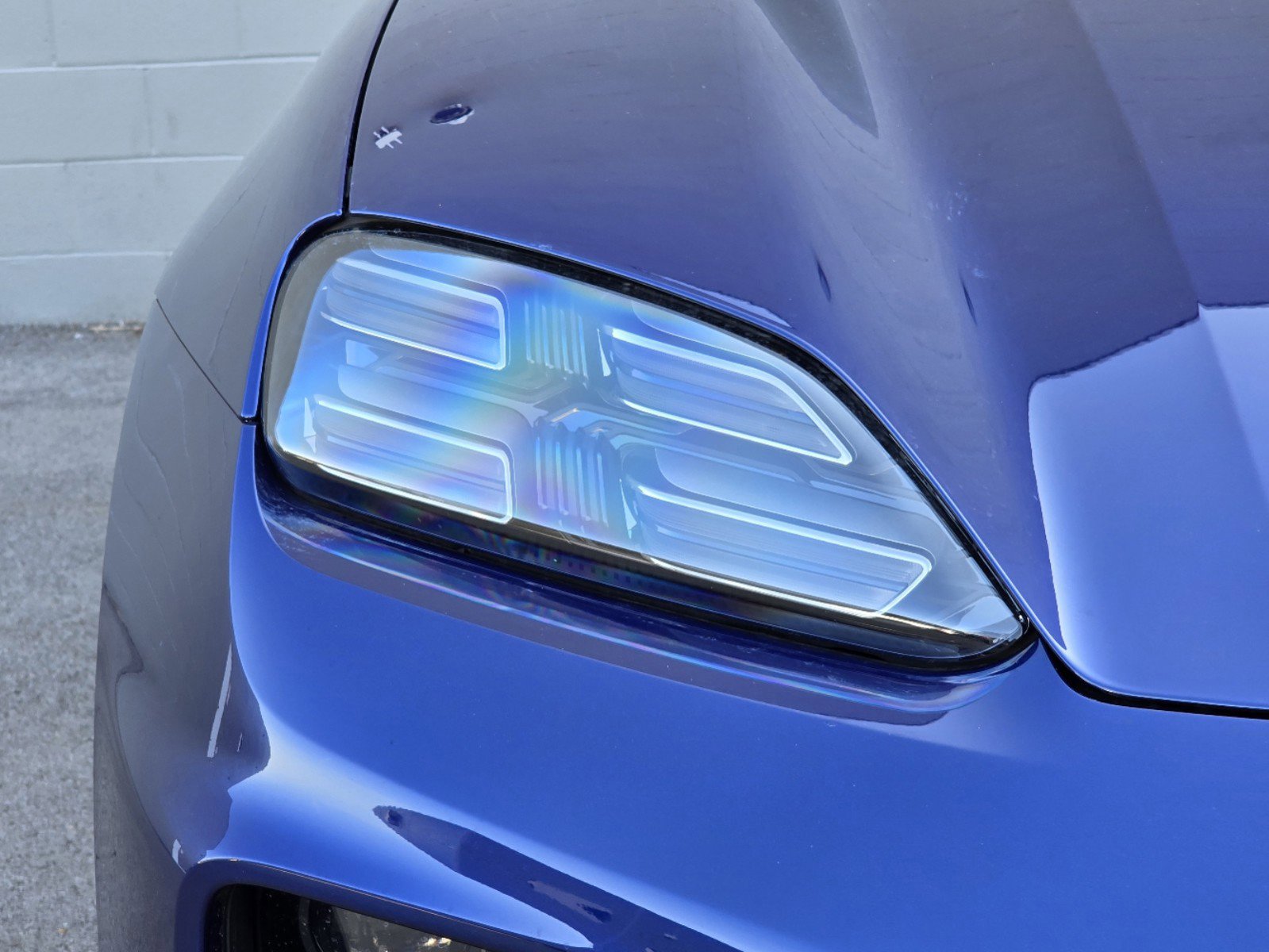 Used 2024 Porsche Macan 4 Electric image 11