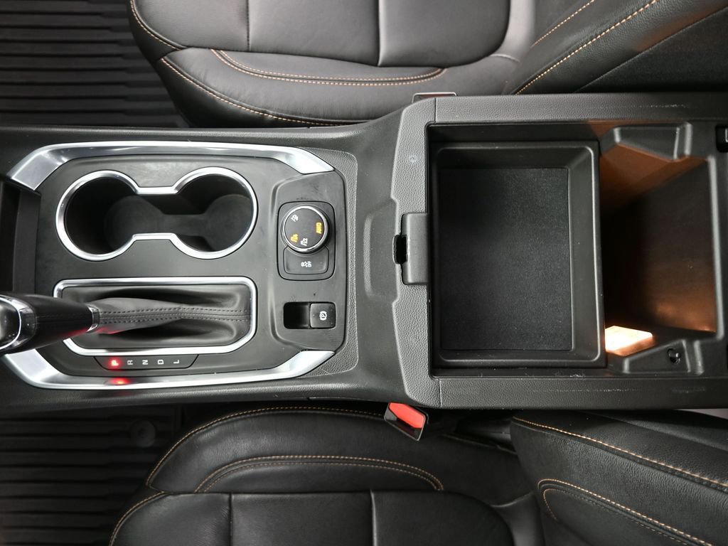 Used 2019 Chevrolet Traverse LT image 35