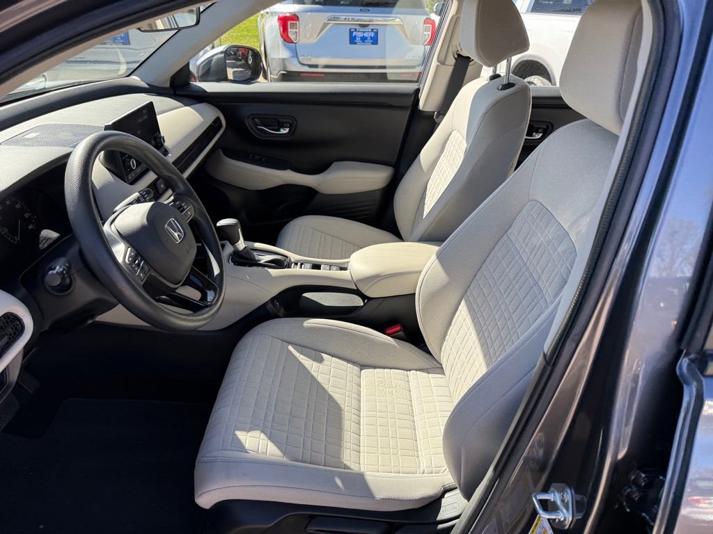Used 2023 Honda HR-V LX image 14