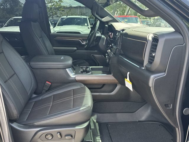 Used 2024 Chevrolet Silverado 2500 High Country w/ High Country Premium Package AWD/4WD image 15