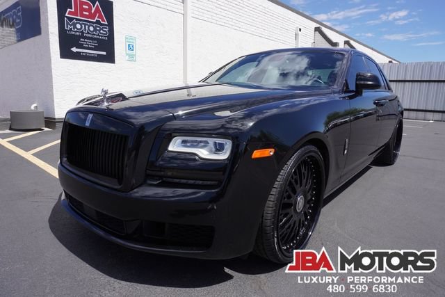 Used 2018 Rolls-Royce Ghost RWD image 40