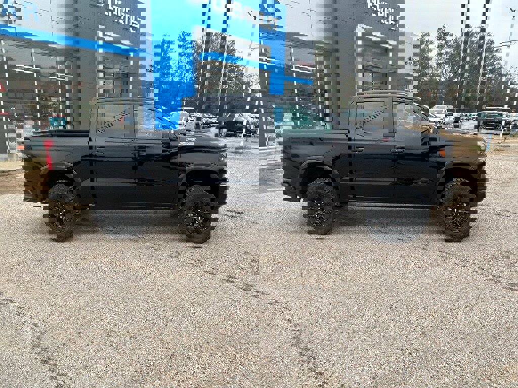 New 2026 Chevrolet Silverado 1500 ZR2 image 16