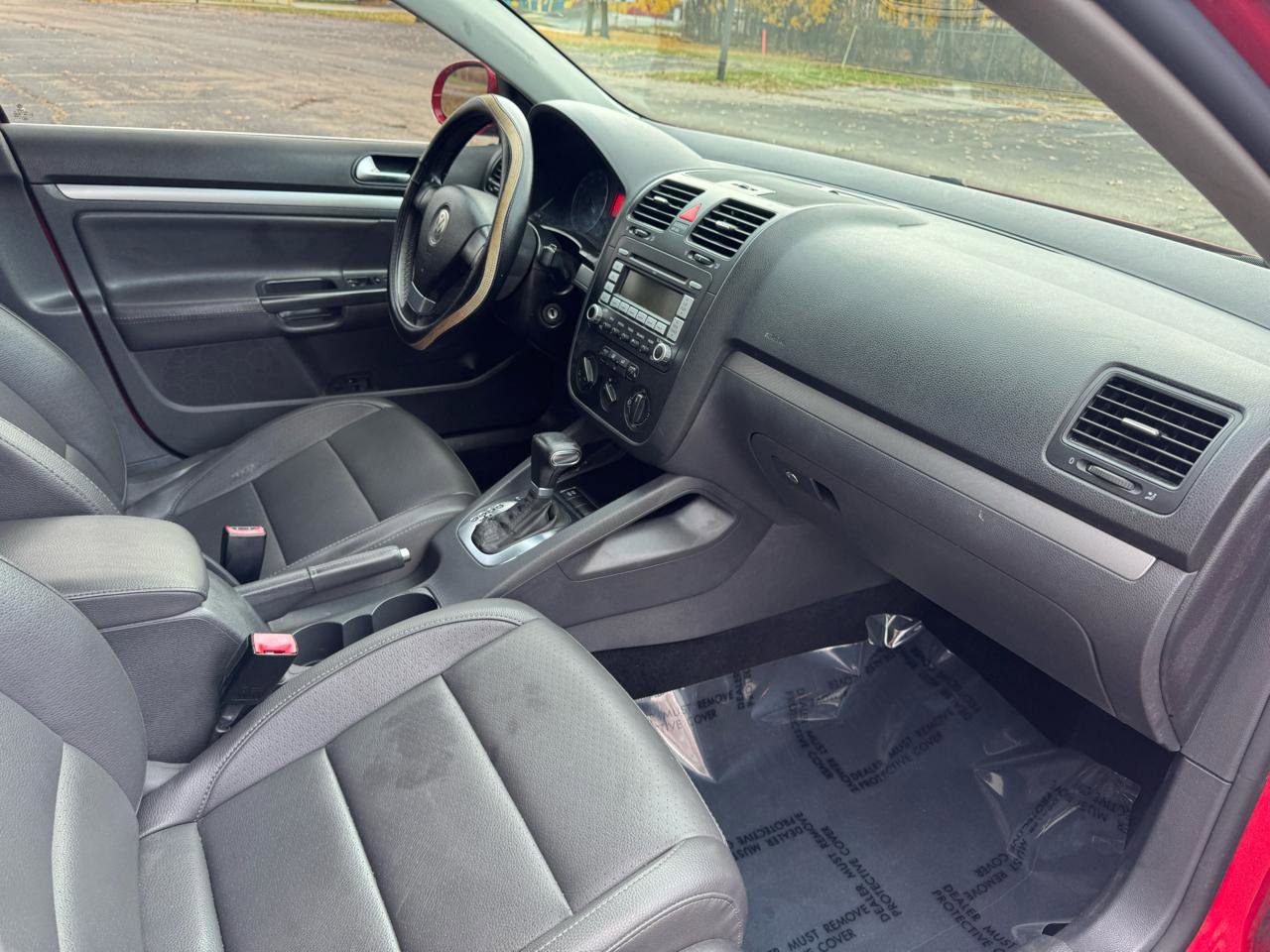 Used 2009 Volkswagen Jetta SE FWD image 31