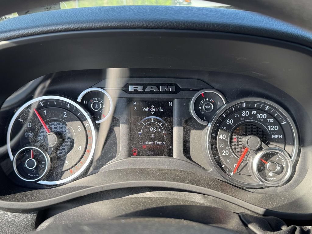 New 2026 RAM 3500 Tradesman AWD/4WD image 24