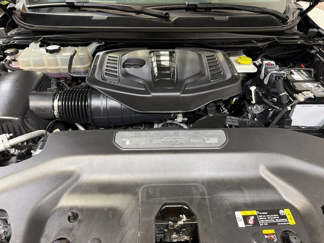 Used 2023 Jeep Wagoneer Series II RWD image 56