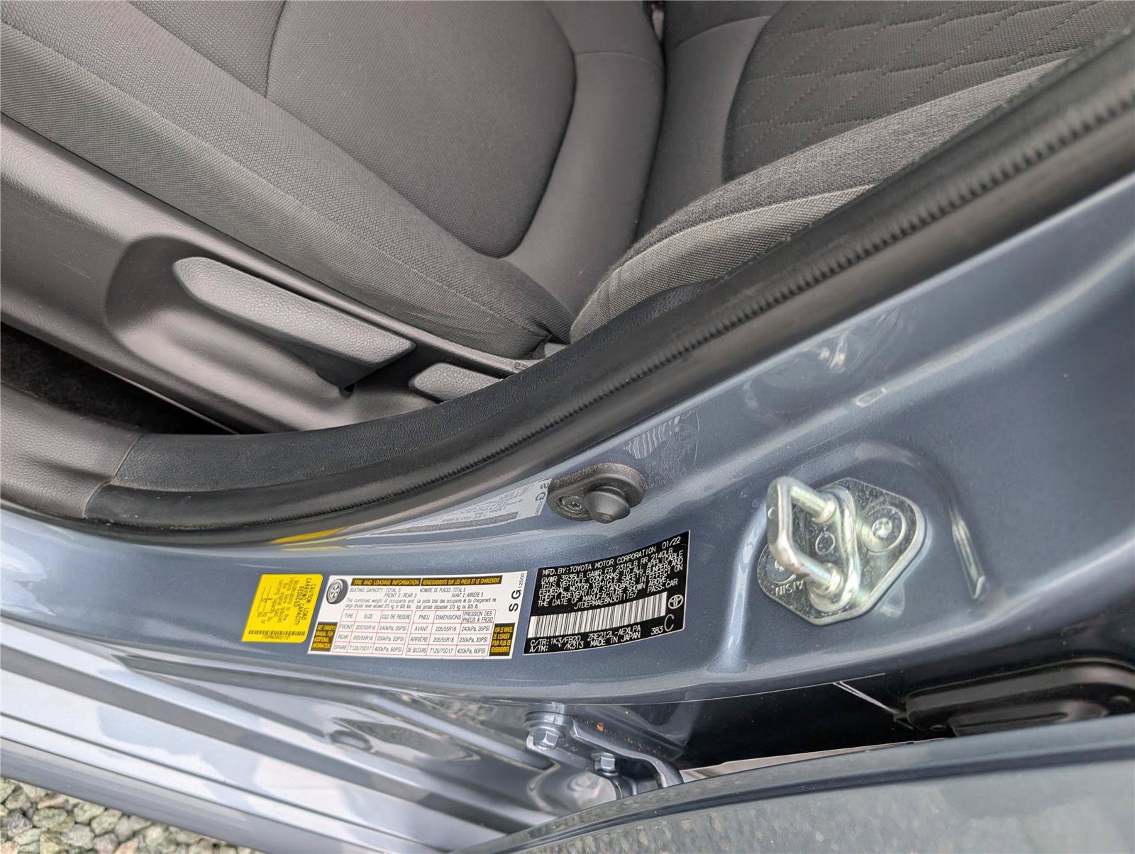 Used 2022 Toyota Corolla LE FWD image 14