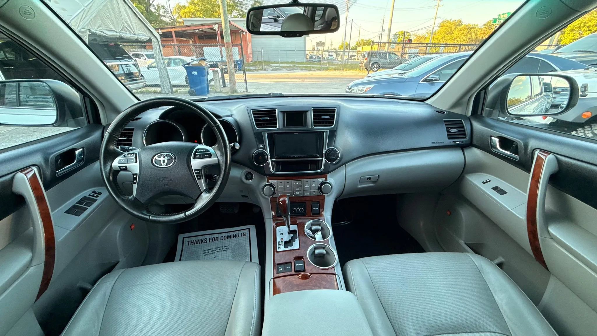 Used 2013 Toyota Highlander Limited image 11