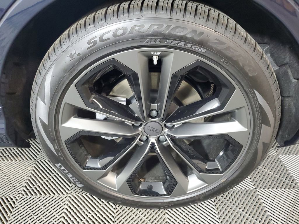 New 2026 Audi Q7 Premium Plus image 11