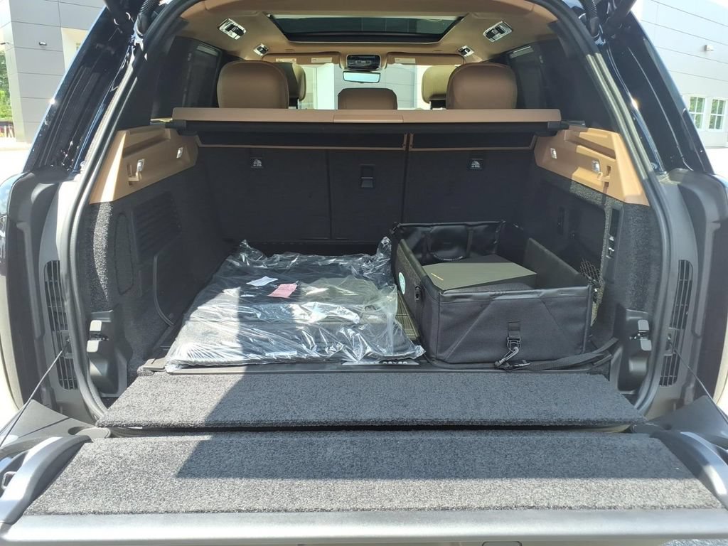 New 2026 Land Rover Range Rover SE AWD/4WD image 10