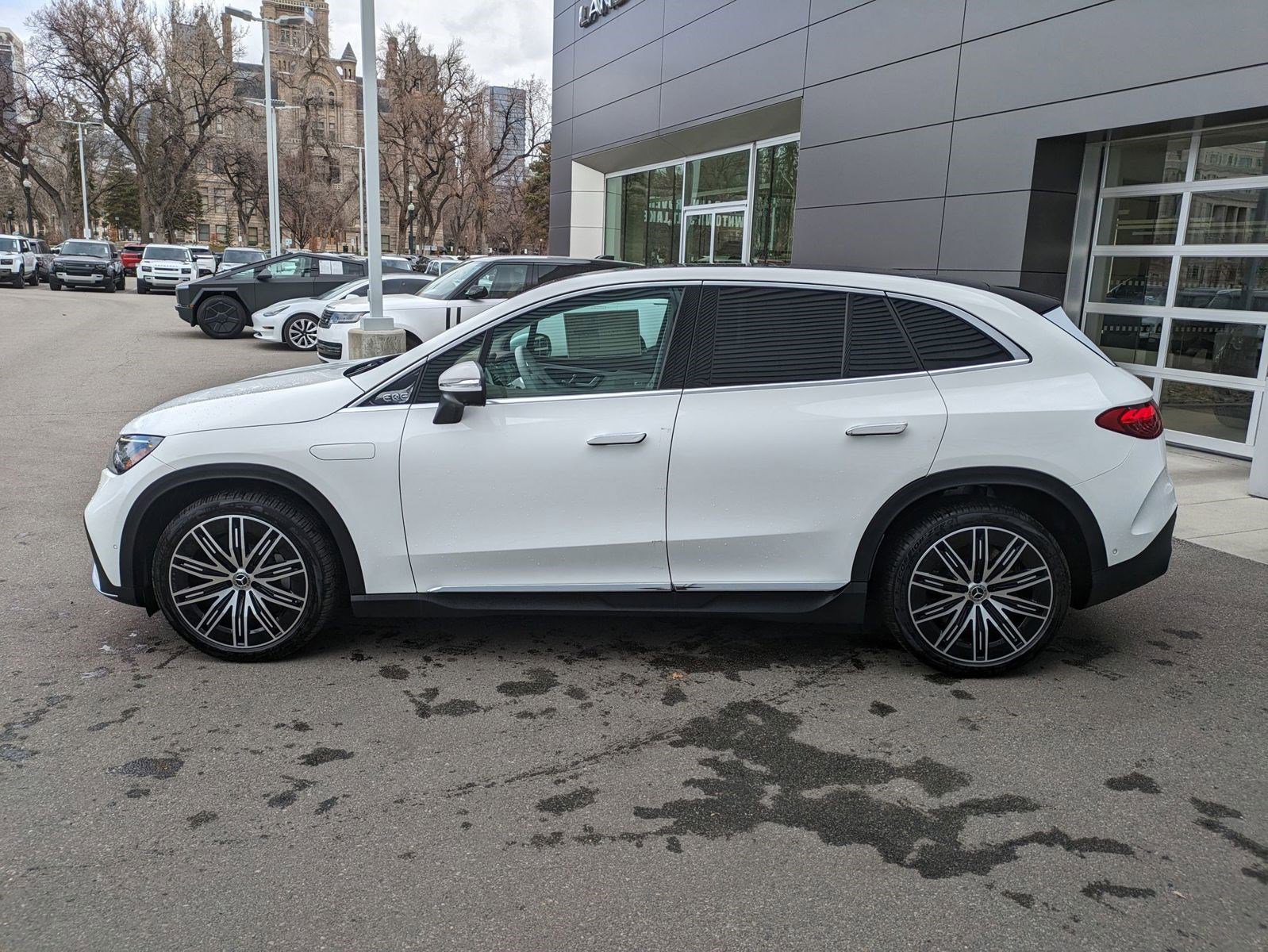 New 2025 Mercedes-Benz EQE 500 4MATIC SUV image 7