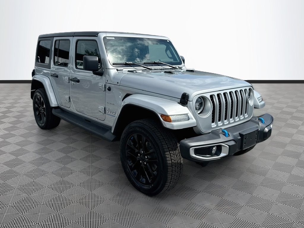 Used 2023 Jeep Wrangler Unlimited Sahara w/ Cold Weather Group AWD/4WD image 4