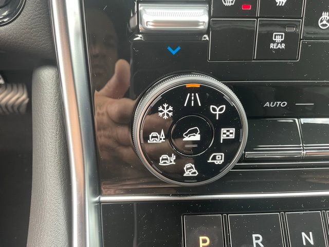 New 2025 Nissan Armada SL AWD/4WD image 24