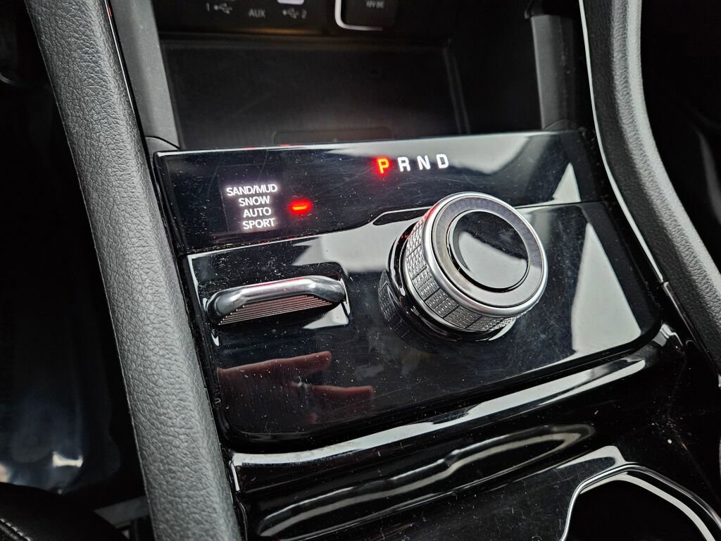 Used 2023 Jeep Grand Cherokee Limited w/ Luxury Tech Group II image 26