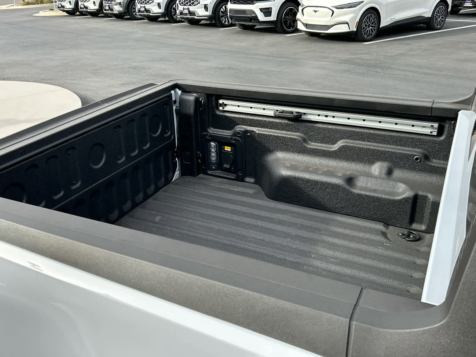 New 2025 Ford Maverick Lariat w/ 4K Tow Package image 21