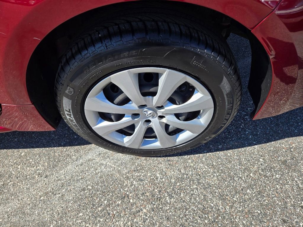 Used 2023 Toyota Corolla LE image 12