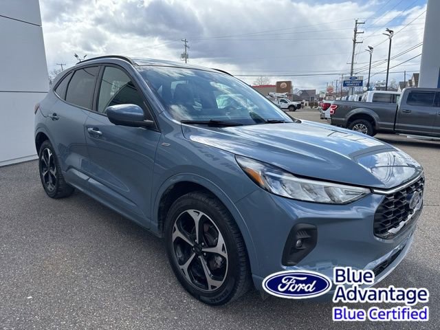 Certified 2024 Ford Escape ST-Line Select w/ Tech Pack #2 image 4