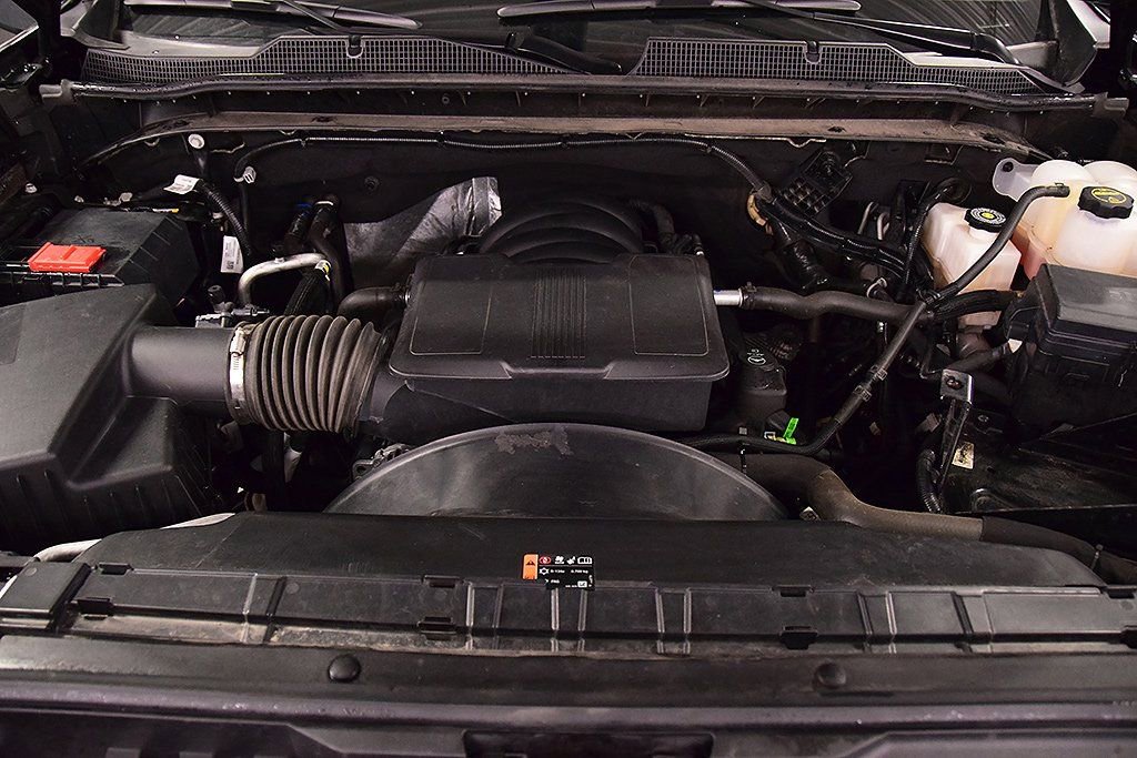 Used 2025 Chevrolet Silverado 2500 LT w/ Convenience Package image 27