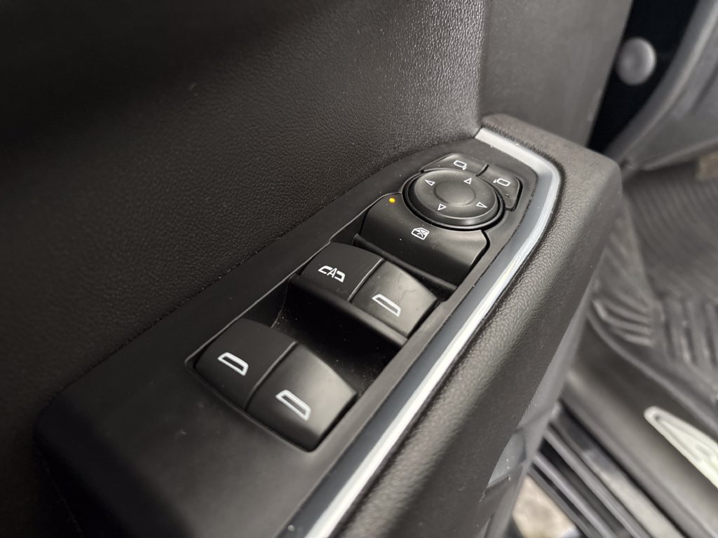 Used 2022 Chevrolet Silverado 1500 LT Trail Boss AWD/4WD image 16