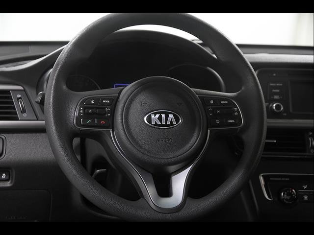 Used 2017 Kia Optima LX FWD image 7