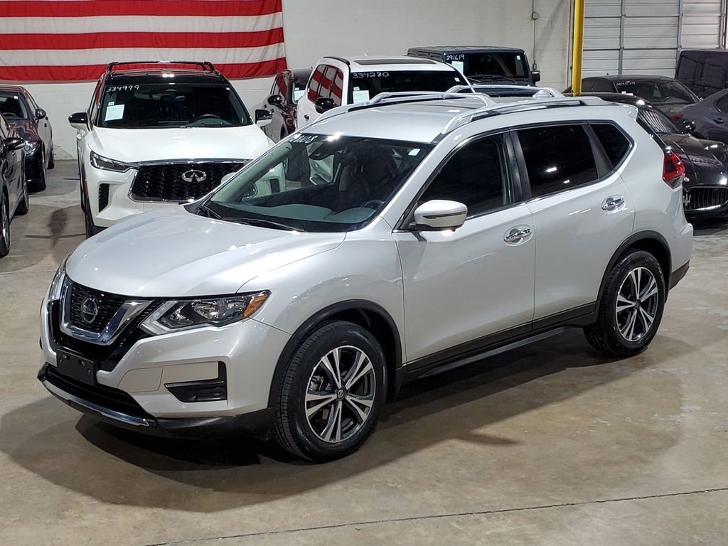 Used 2019 Nissan Rogue SV w/ Premium Package image 38