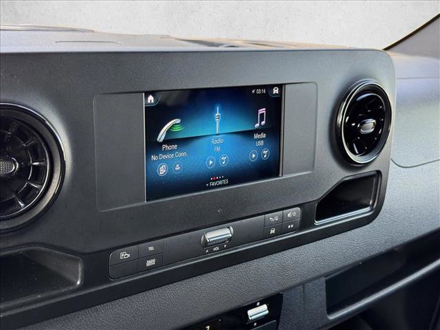 Used 2023 Mercedes-Benz Sprinter 2500 image 14