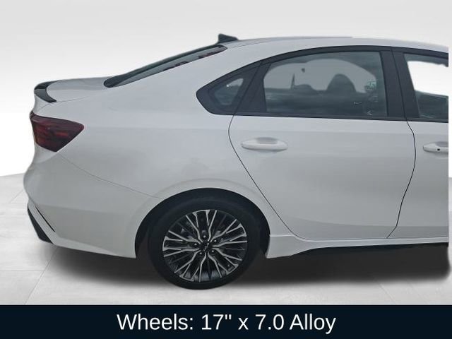 Used 2024 Kia Forte GT-Line w/ GT-Line Premium Package image 19