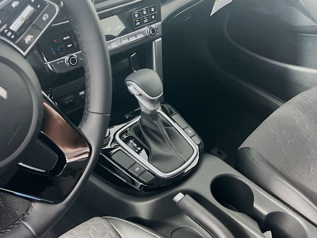 New 2026 Kia Seltos S FWD image 14