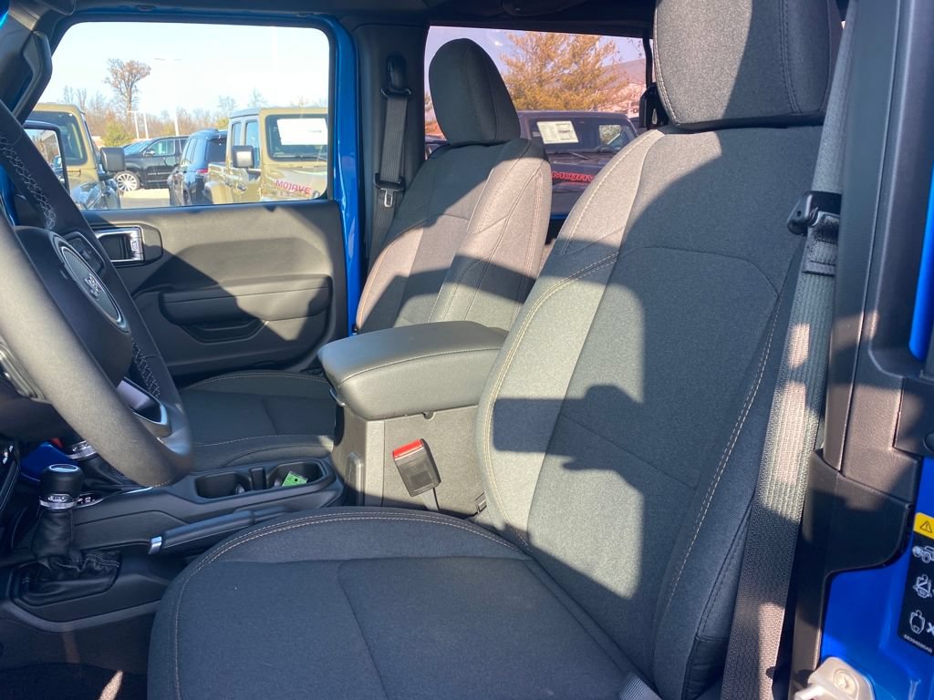 New 2026 Jeep Wrangler Sport AWD/4WD image 19