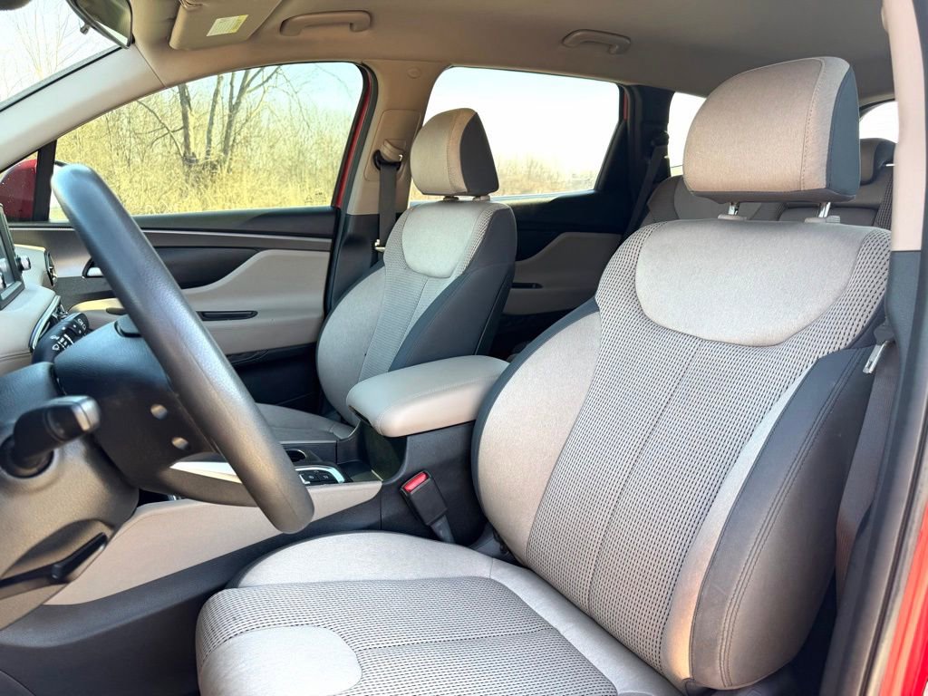 Used 2019 Hyundai Santa Fe SE AWD/4WD image 15