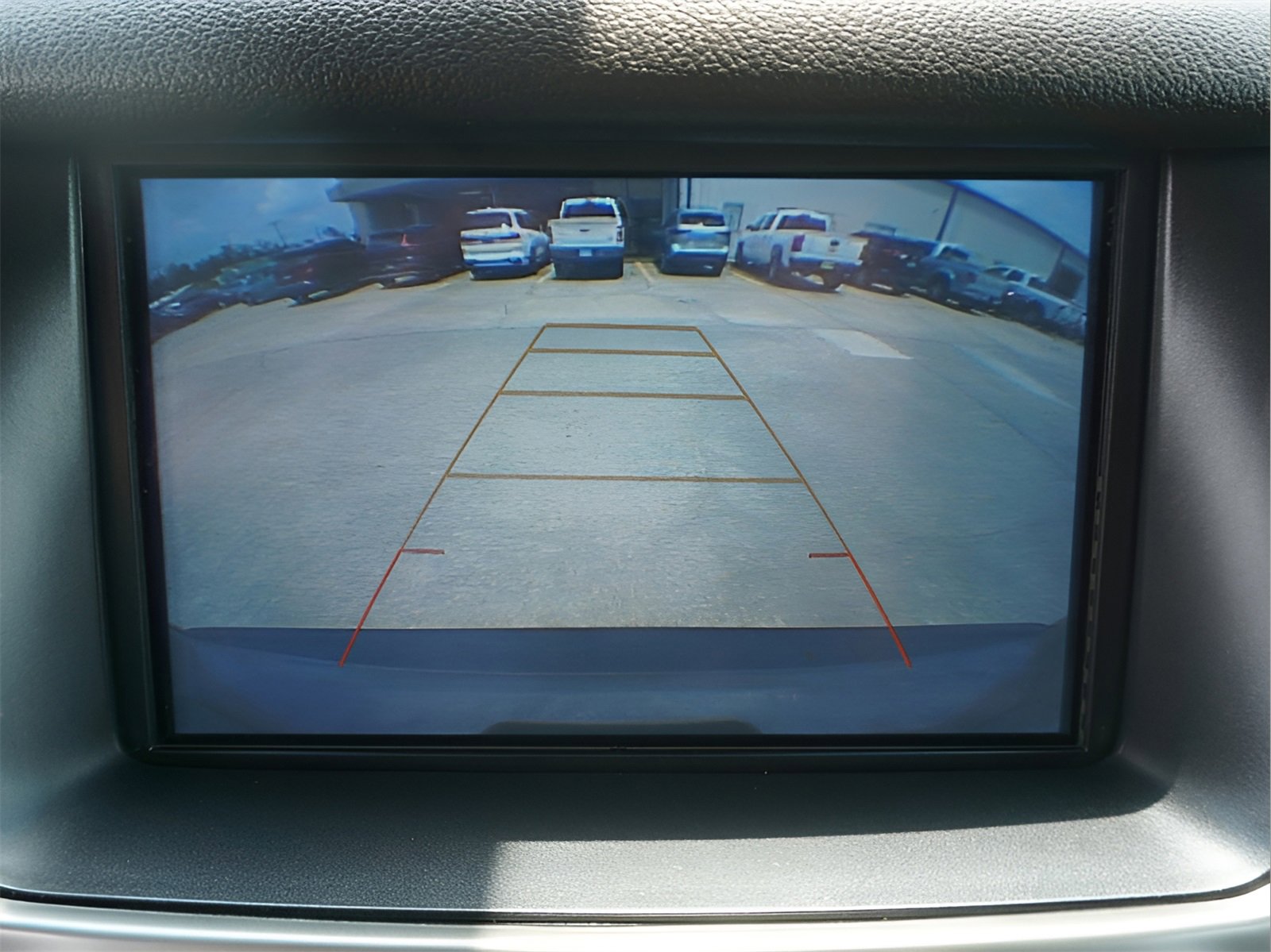 Used 2018 Chevrolet Tahoe LS image 25