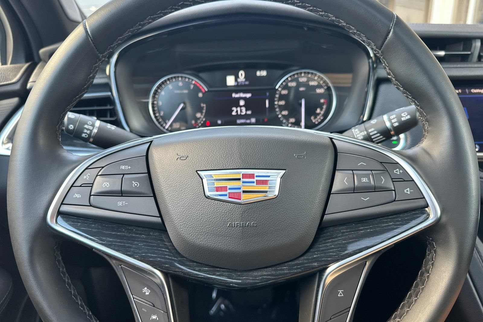 Used 2025 Cadillac XT5 Premium Luxury AWD/4WD image 24
