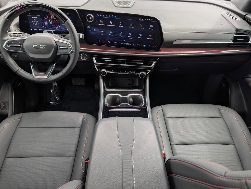 Used 2024 Chevrolet Traverse Z71 w/ Enhanced Driving Package image 10