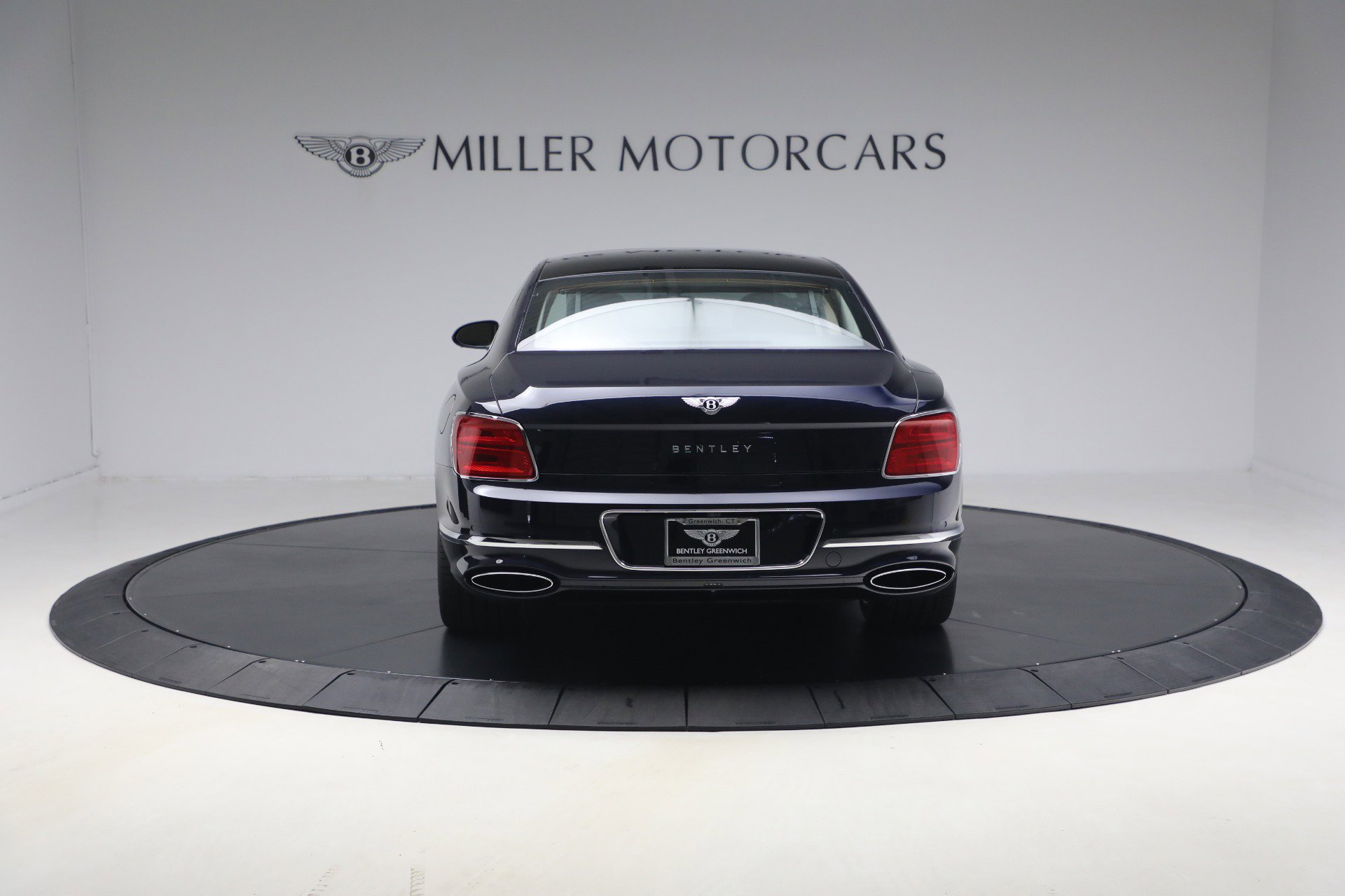 New 2026 Bentley Flying Spur Plug-In Hybrid AWD/4WD image 4