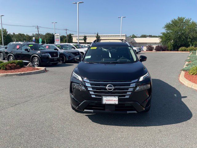 New 2026 Nissan Rogue Platinum w/ Platinum Premium Package AWD/4WD image 2