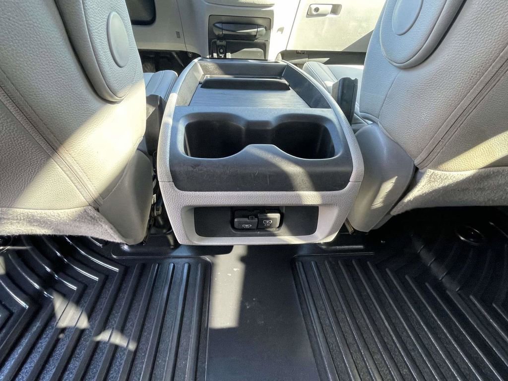 Used 2018 Honda Odyssey EX-L image 15