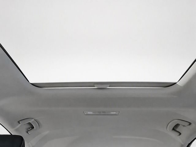 Used 2025 Volkswagen Jetta SE FWD image 28