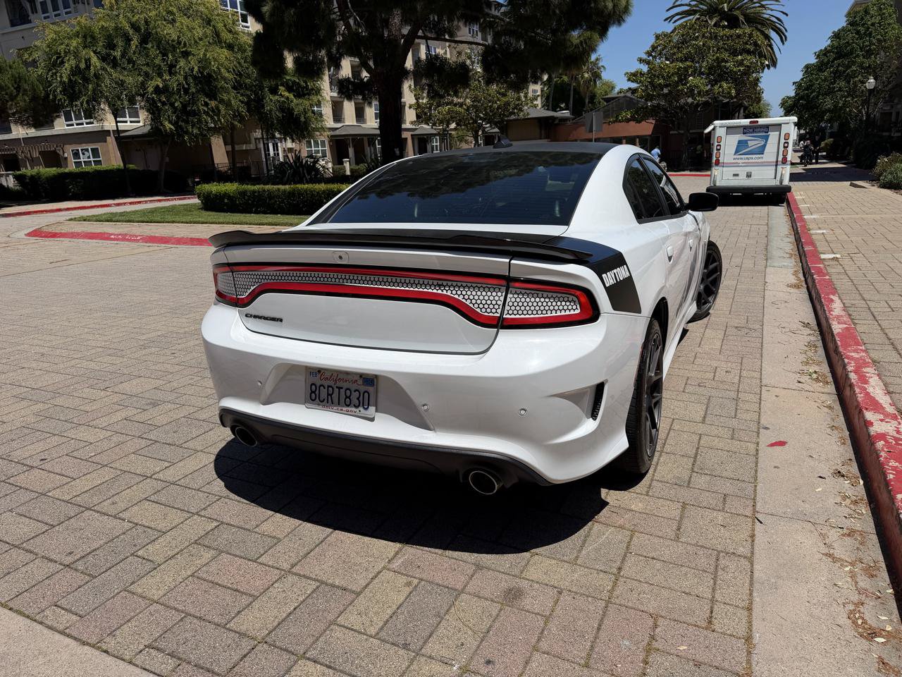 Used 2018 Dodge Charger R/T RWD image 12