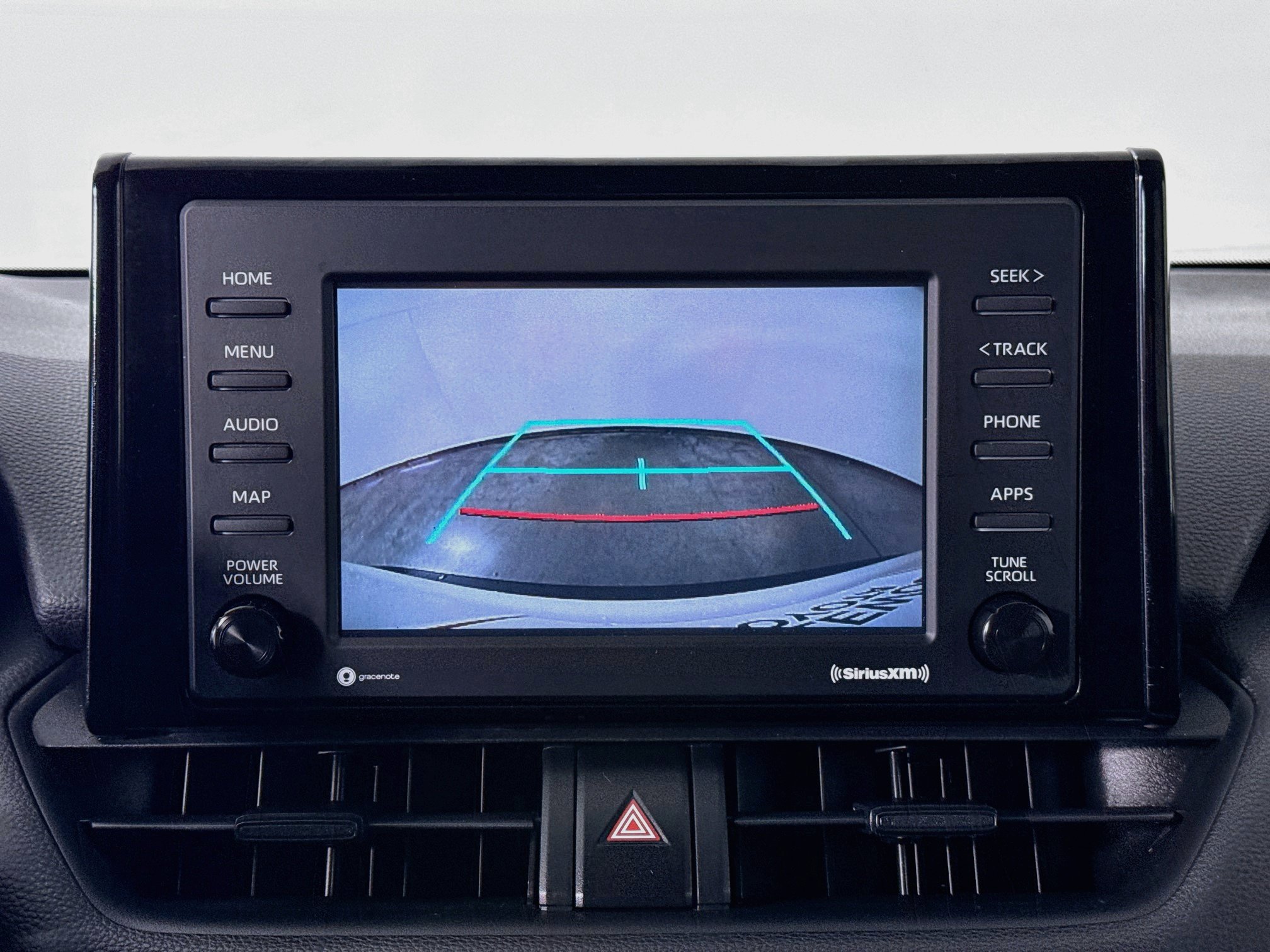 Used 2020 Toyota RAV4 LE AWD/4WD image 13