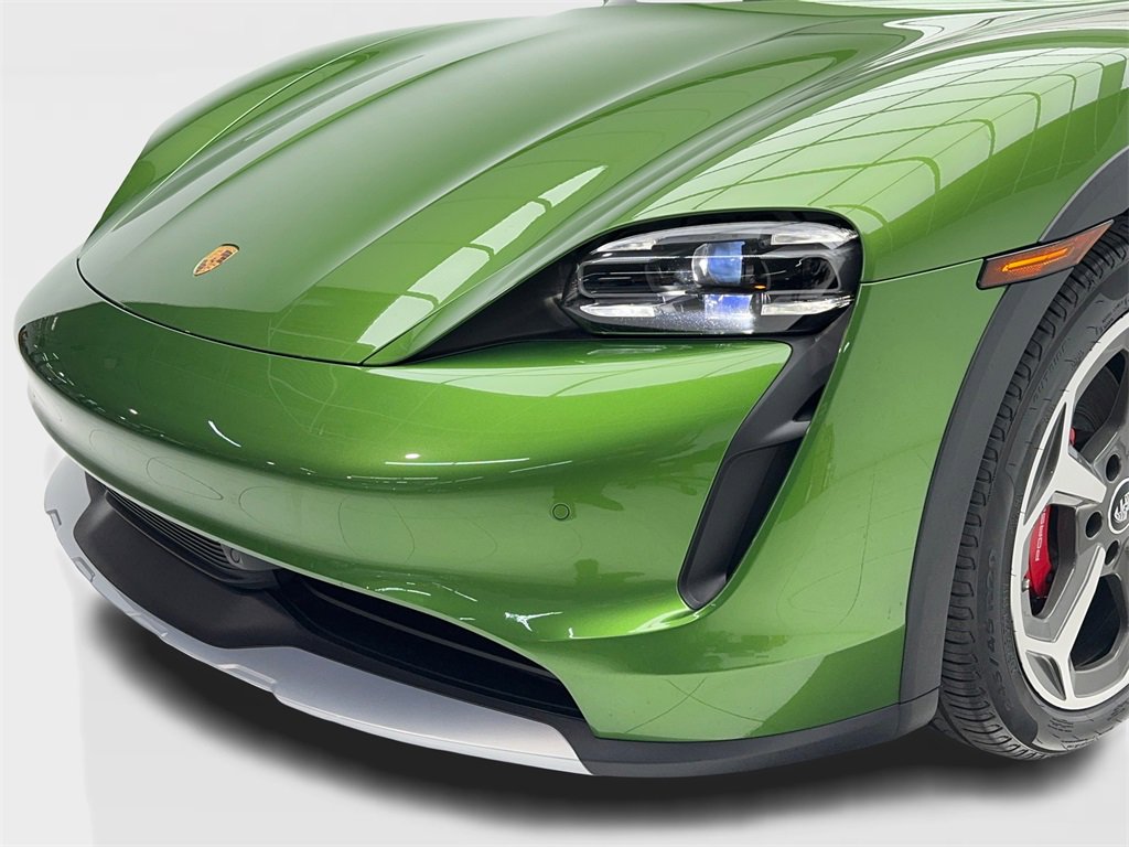 Used 2023 Porsche Taycan 4S image 5