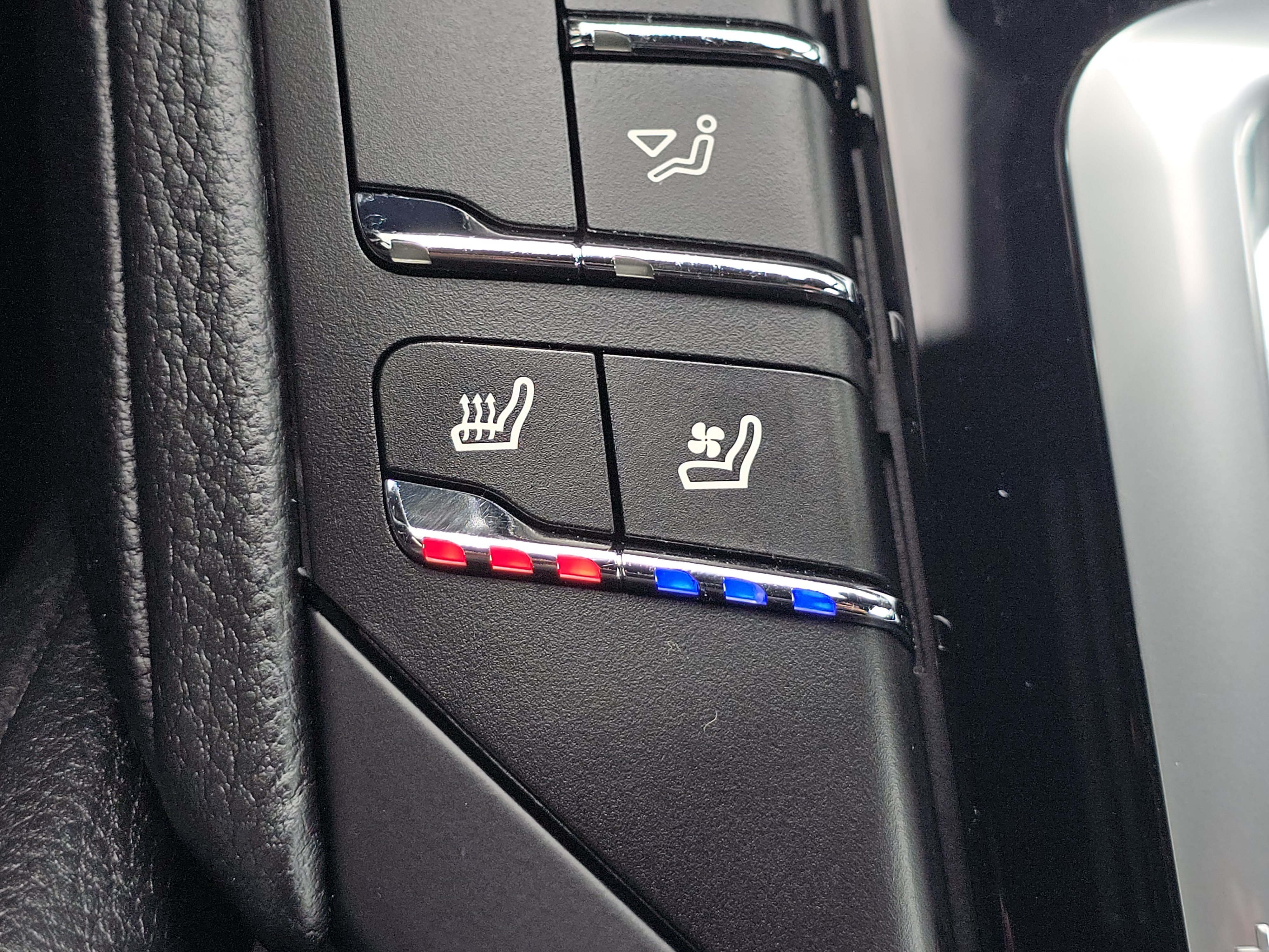 Used 2016 Porsche Cayenne Diesel AWD/4WD image 8