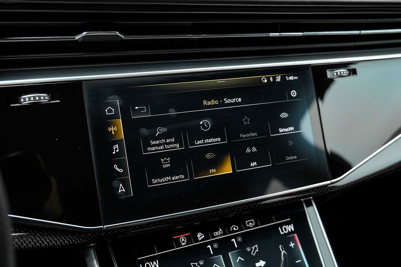 Used 2020 Audi SQ7 Premium Plus image 32