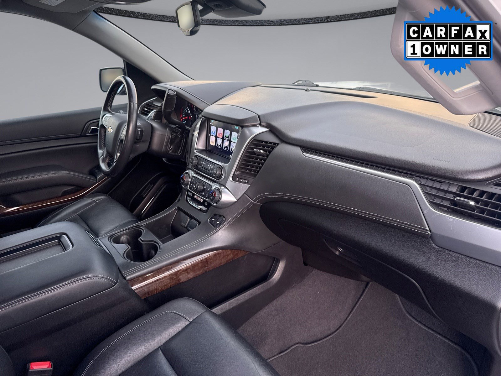 Used 2019 Chevrolet Suburban LT w/ Luxury Package image 27