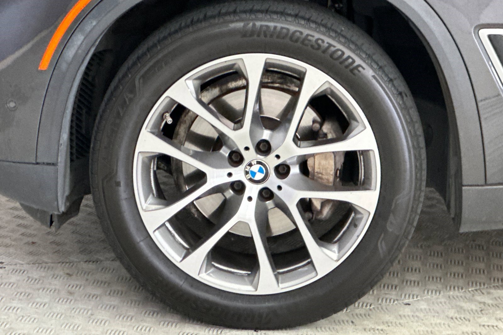 Used 2019 BMW X5 xDrive40i w/ Convenience Package image 11