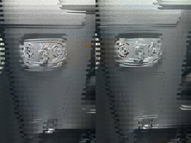 Used 2022 Buick Encore GX Preferred w/ Cold Weather Comfort Package image 27