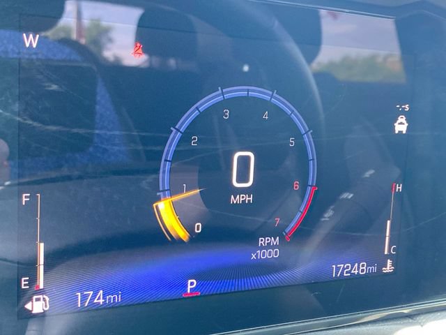 Used 2024 Chevrolet TrailBlazer LT w/ LT Cold Weather Package FWD image 11
