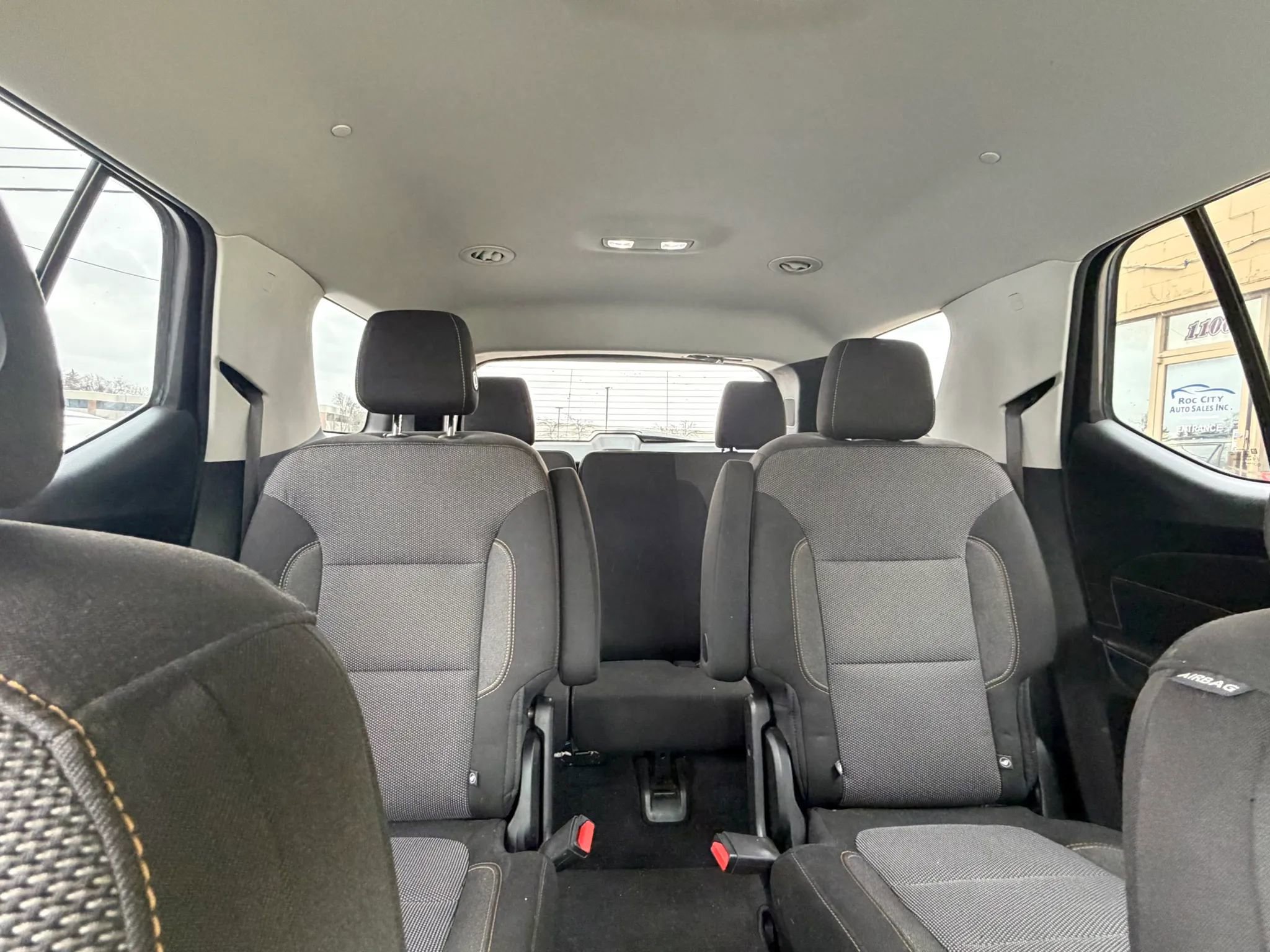 Used 2018 Chevrolet Traverse LT image 40